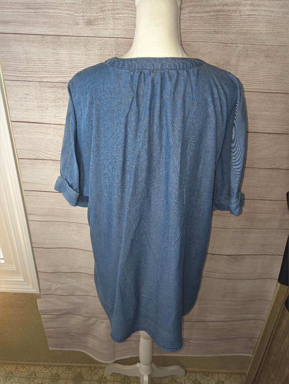 Zac & Rachel Chambray Top Size XL - Picture 3 of 5